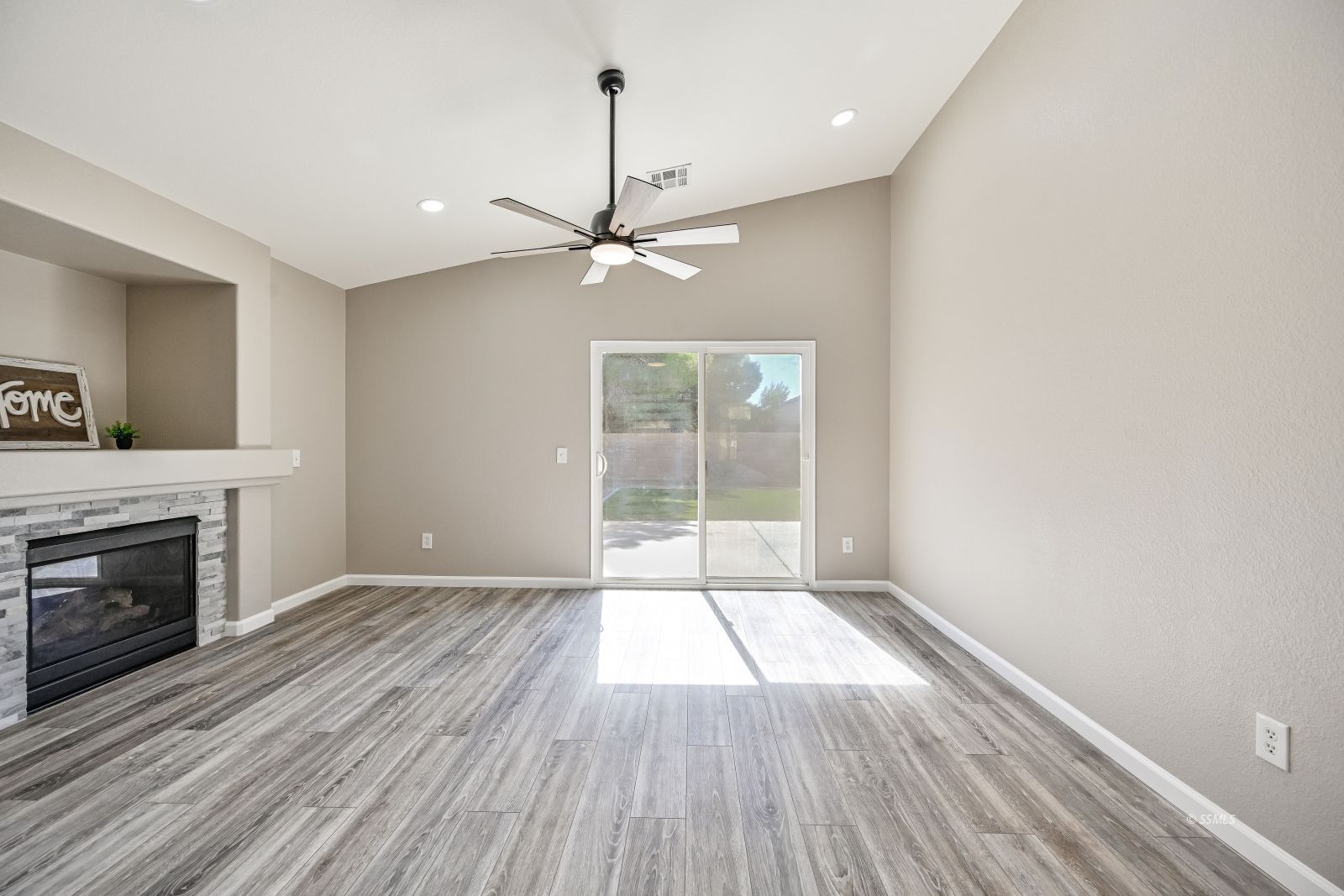 1201 Rebecca Avenue Ridgecrest, CA 93555 - Photo 12 of 30 Gallery Image 12