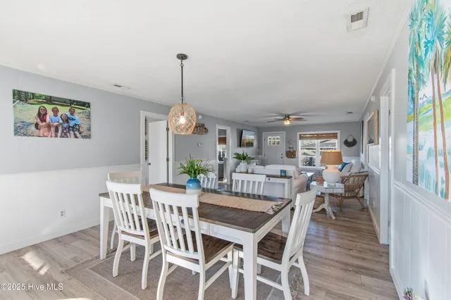 $928,000 | 122 Sanford Street, Holden Beach, NC 28462