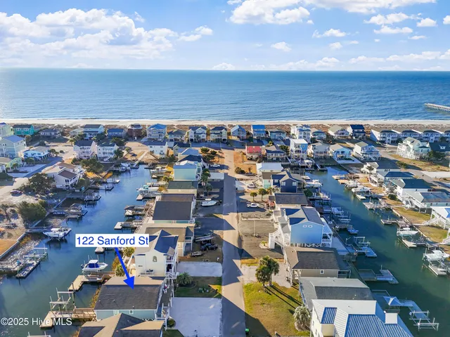$928,000 | 122 Sanford Street, Holden Beach, NC 28462