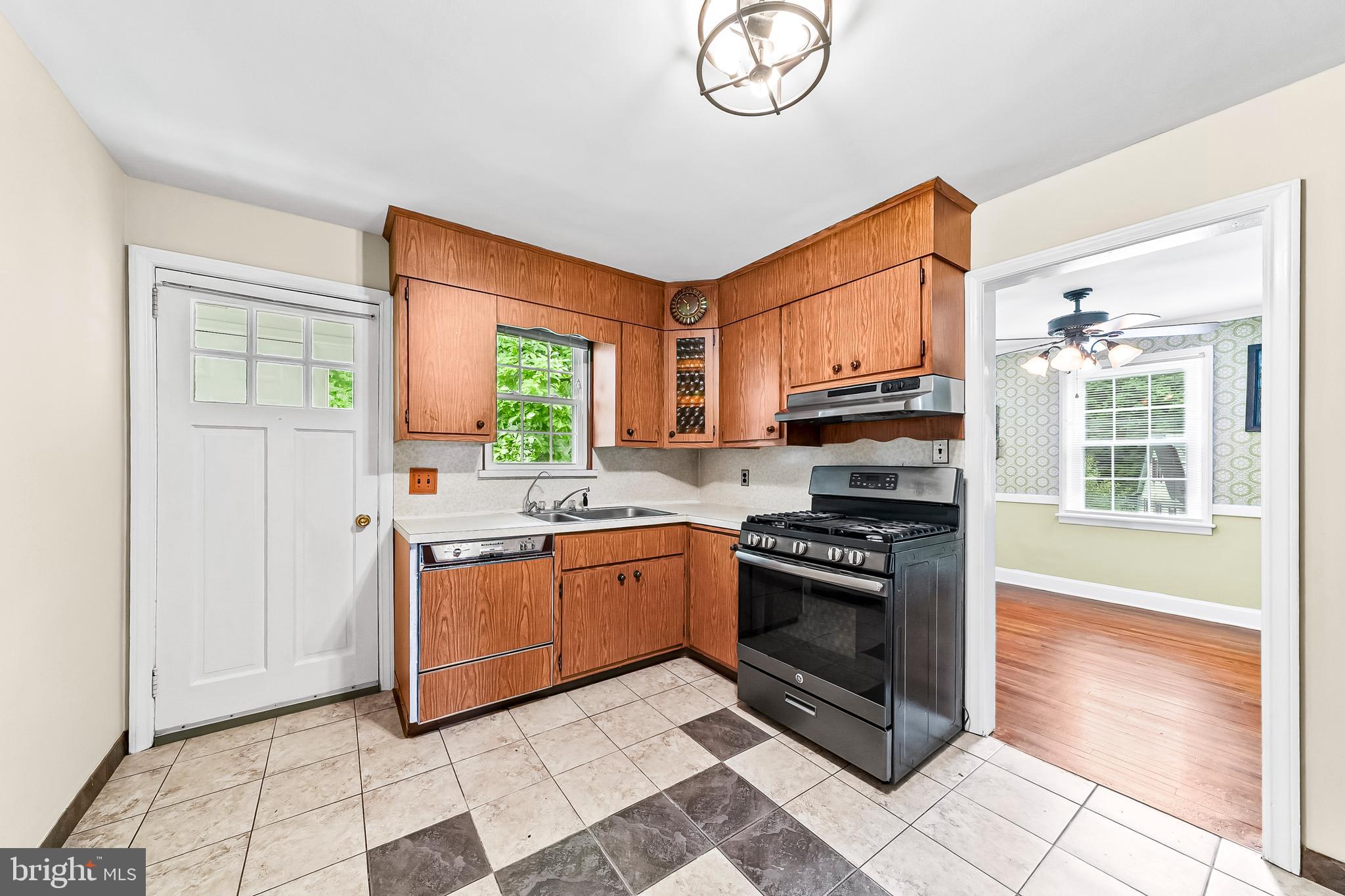 253 North Guernsey Road West Grove, PA 19390 - Photo 8 of 26