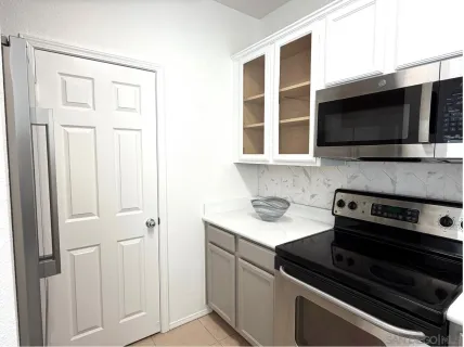 $3,350 | 3820 Elijah Court, San Diego, CA 92130