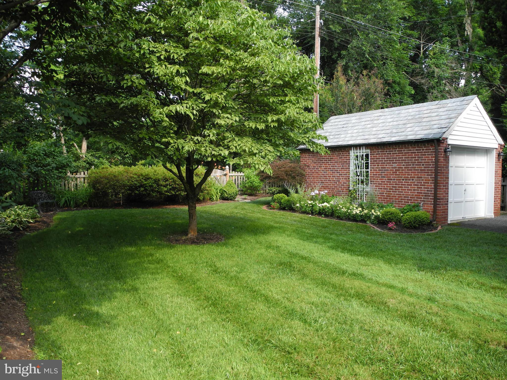 5710 Kenmore Road Baltimore, MD 21210 - Photo 4 of 30 Exterior (Rear)