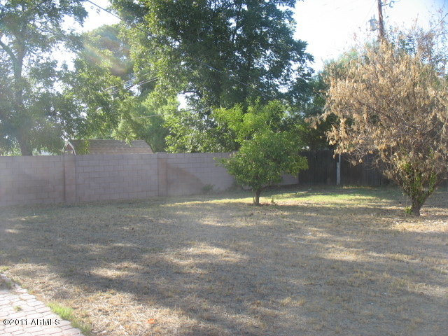 2430 East Cheery Lynn Road Phoenix, AZ 85016 - Photo 13 of 14 C:\fakepath\023-383401- Back (2)