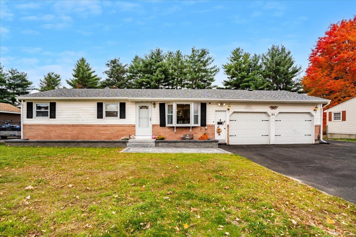 371 Weston Road Manchester, NH 03103 - Photo 1 of 41