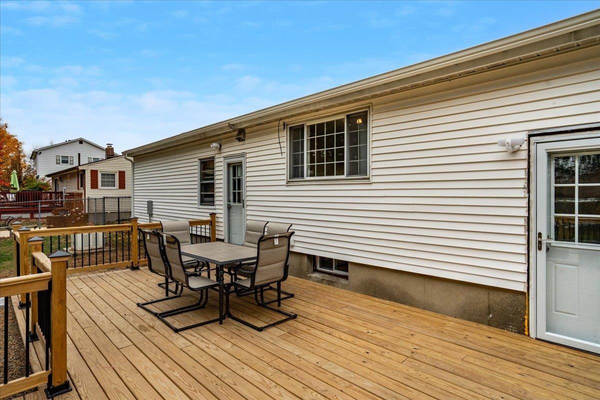 371 Weston Road Manchester, NH 03103 - Photo 18 of 41