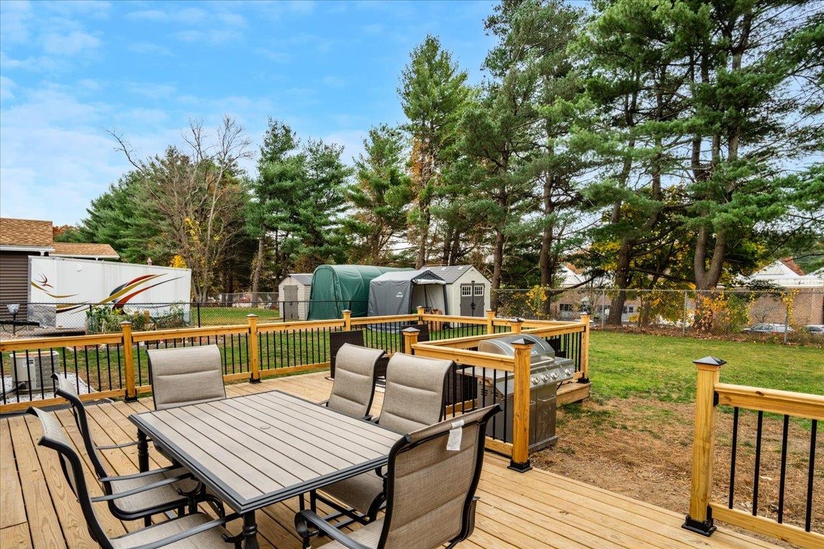 371 Weston Road Manchester, NH 03103 - Photo 21 of 41