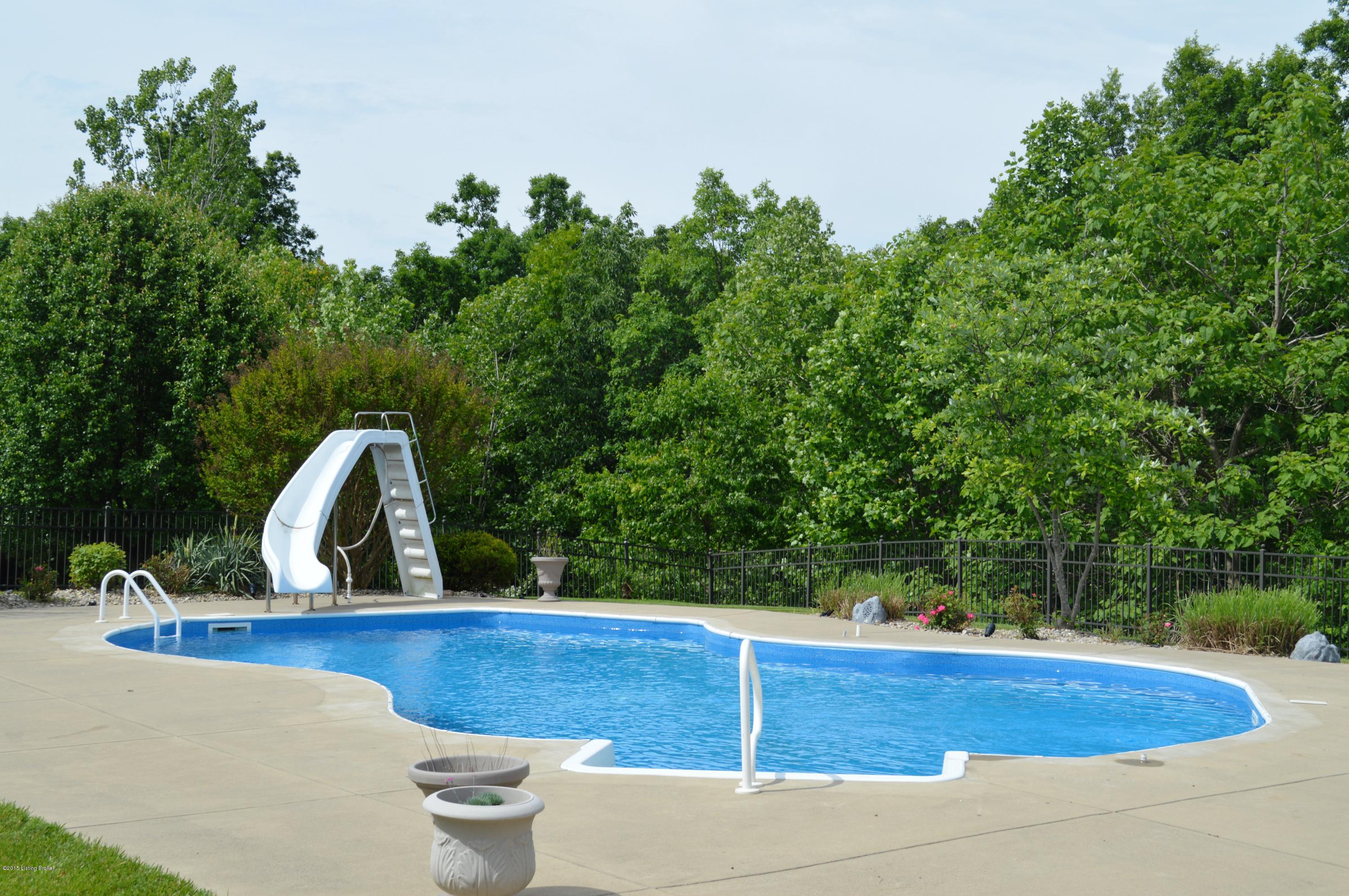 1823 Grand Ridge Road Louisville, KY 40214 - Photo 38 of 40 DSC_1082