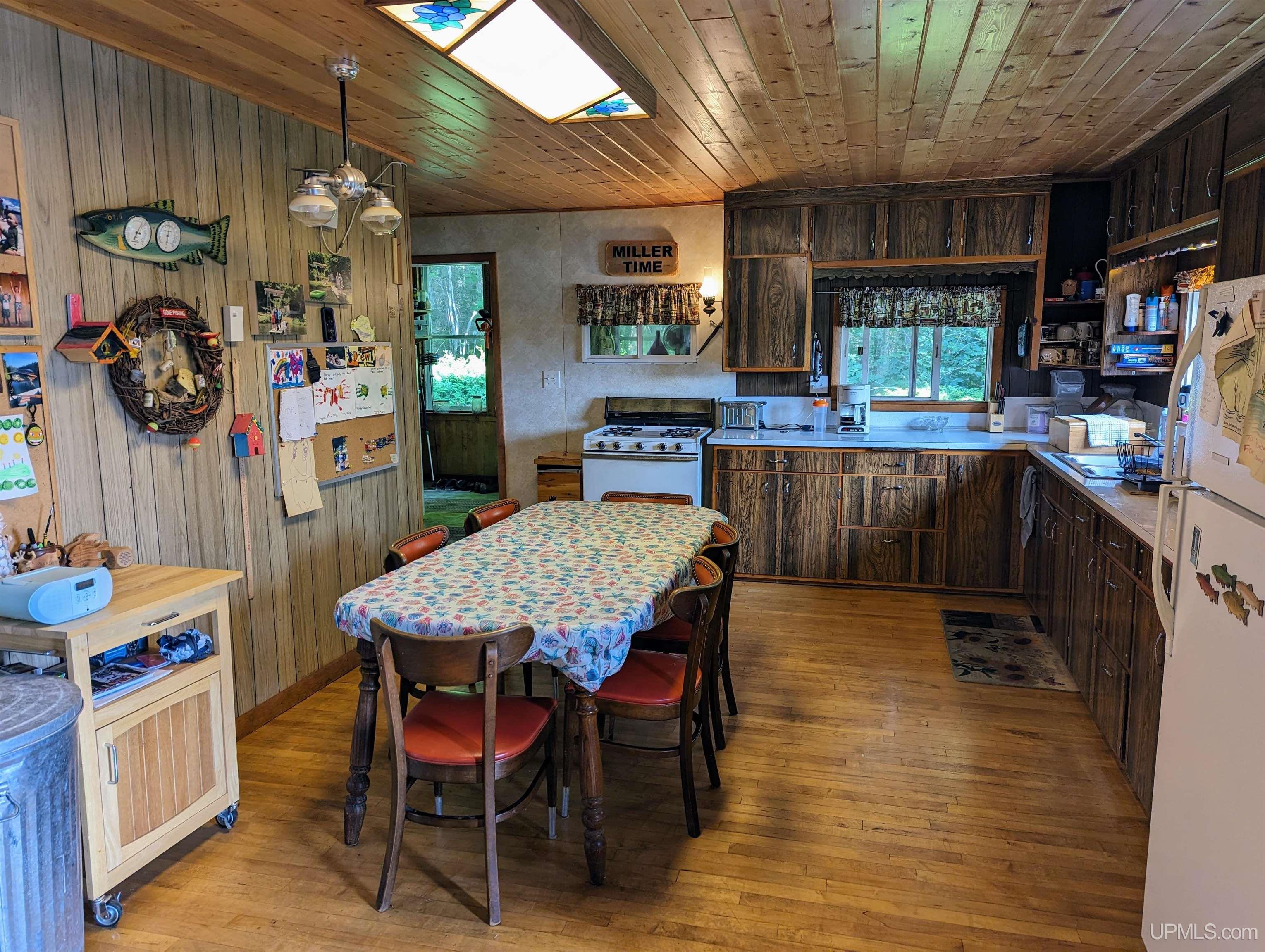 729 South Arfelin Road Michigamme, MI 49861 - Photo 9 of 34