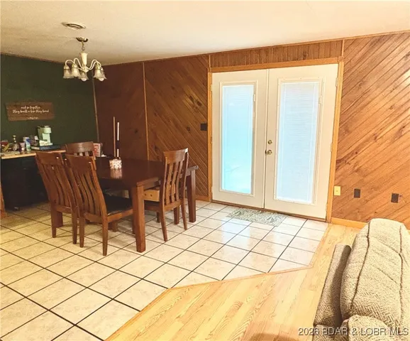 $270,000 | 36798 Highway 133, Meta, MO 65058