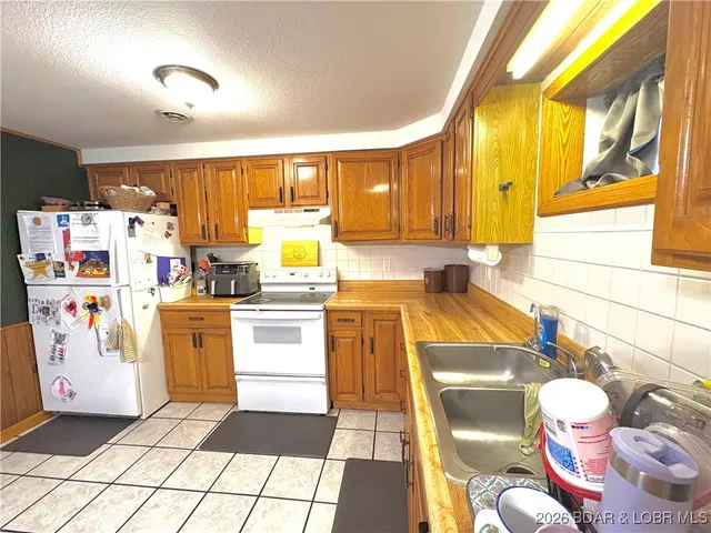 $270,000 | 36798 Highway 133, Meta, MO 65058