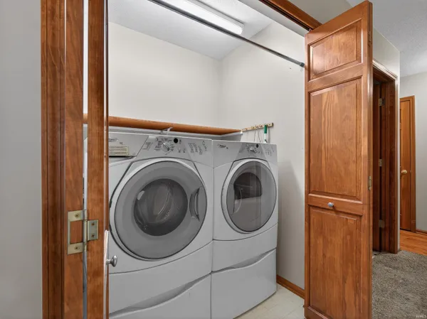 $299,900 | 8523 Wyss Meadows Drive, Fort Wayne, IN 46819