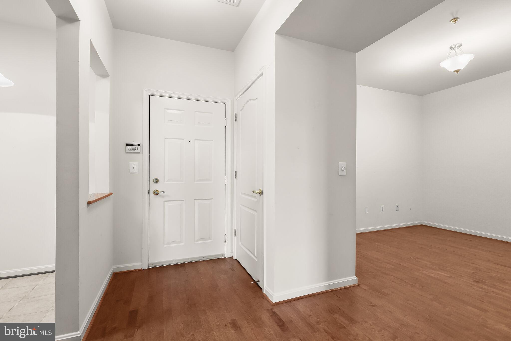 7315 Brookview Road, Unit 104 Elkridge, MD 21075 - Photo 10 of 48 Foyer & office