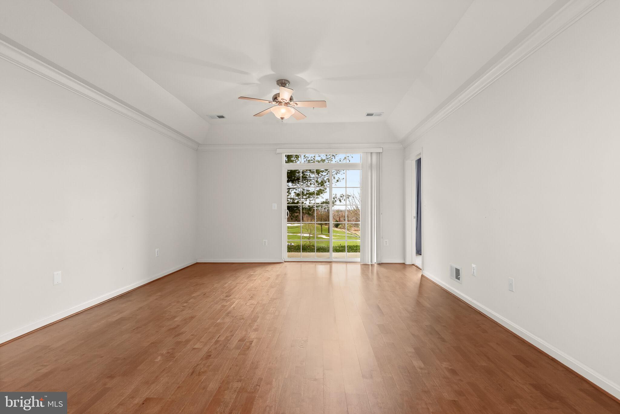 7315 Brookview Road, Unit 104 Elkridge, MD 21075 - Photo 18 of 48 Living & dining areas