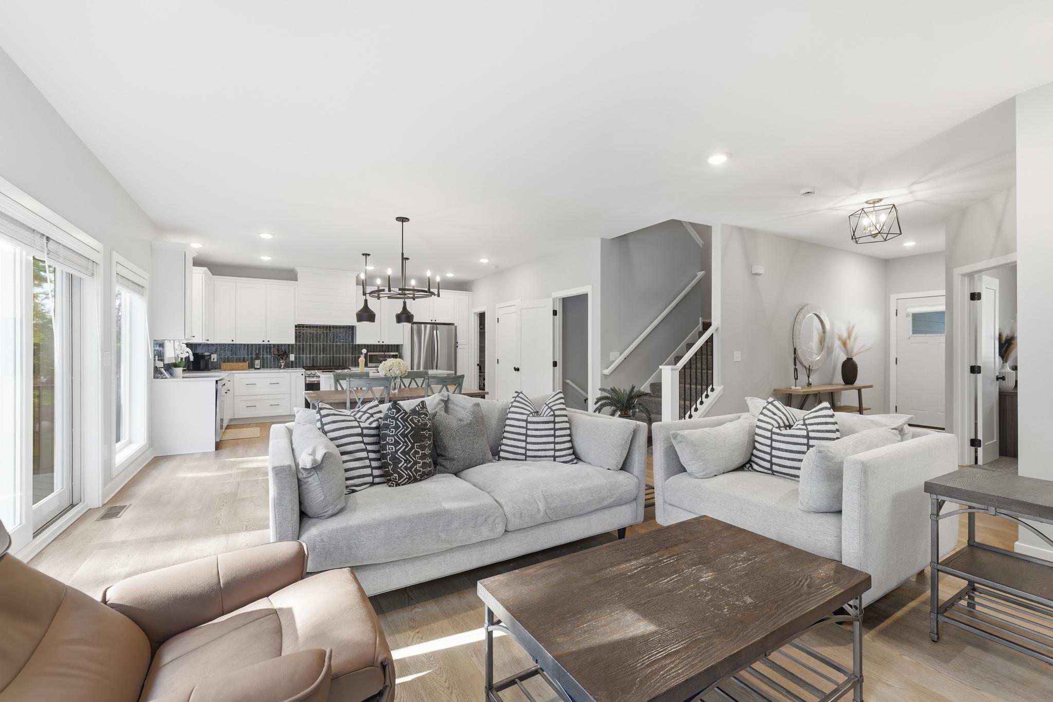 5431 Williston Road Minnetonka, MN 55345 - Photo 6 of 38 Gallery Image 6
