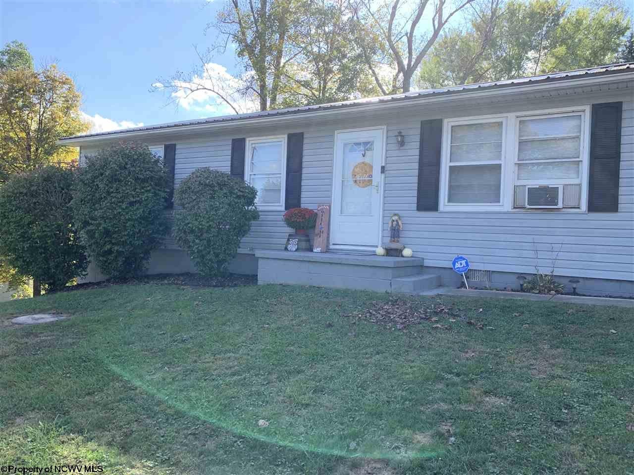 317 Fletcher Heights Road Clarksburg, WV 26301 - Photo 3 of 17 Gallery Image 3