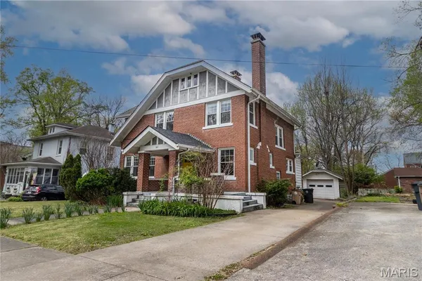 $256,900 | 381 North Park Avenue, Cape Girardeau, MO 63701