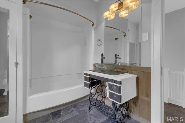 $256,900 | 381 North Park Avenue, Cape Girardeau, MO 63701