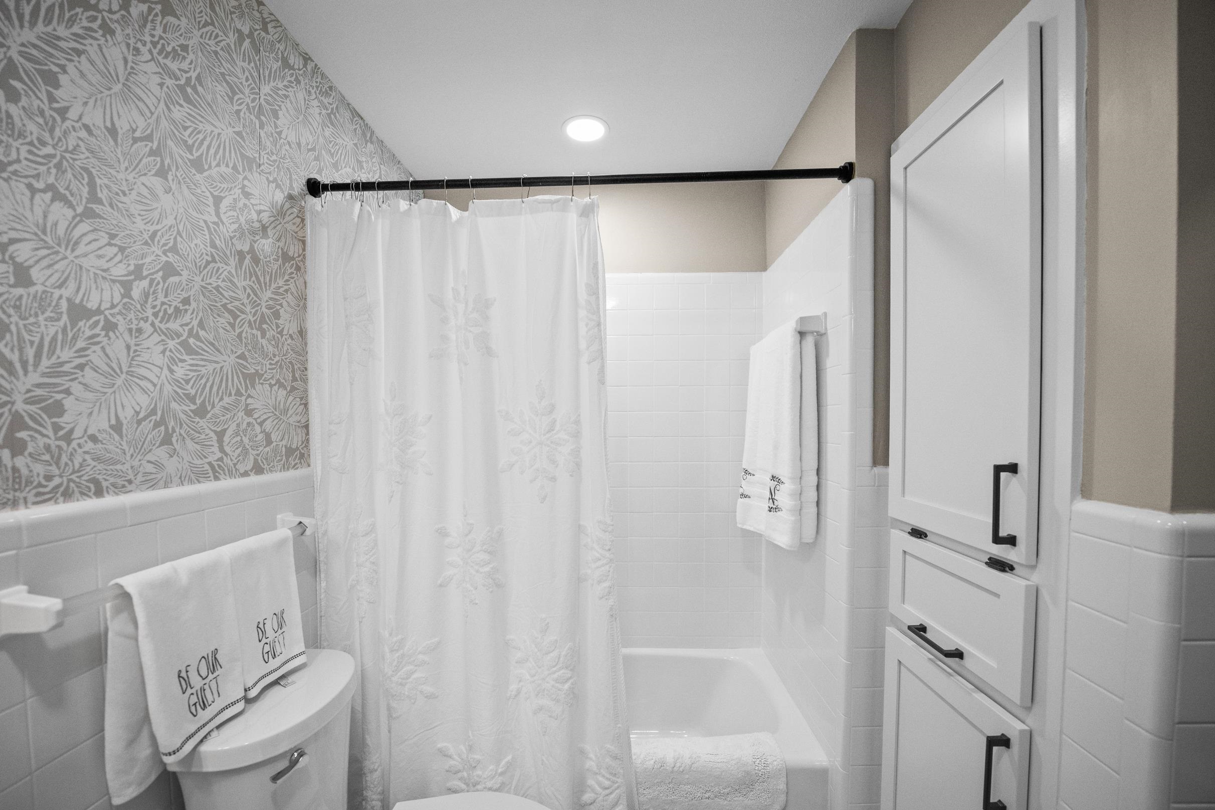 522 General Gibson Drive Daphne, AL 36527 - Photo 34 of 45 Bathroom