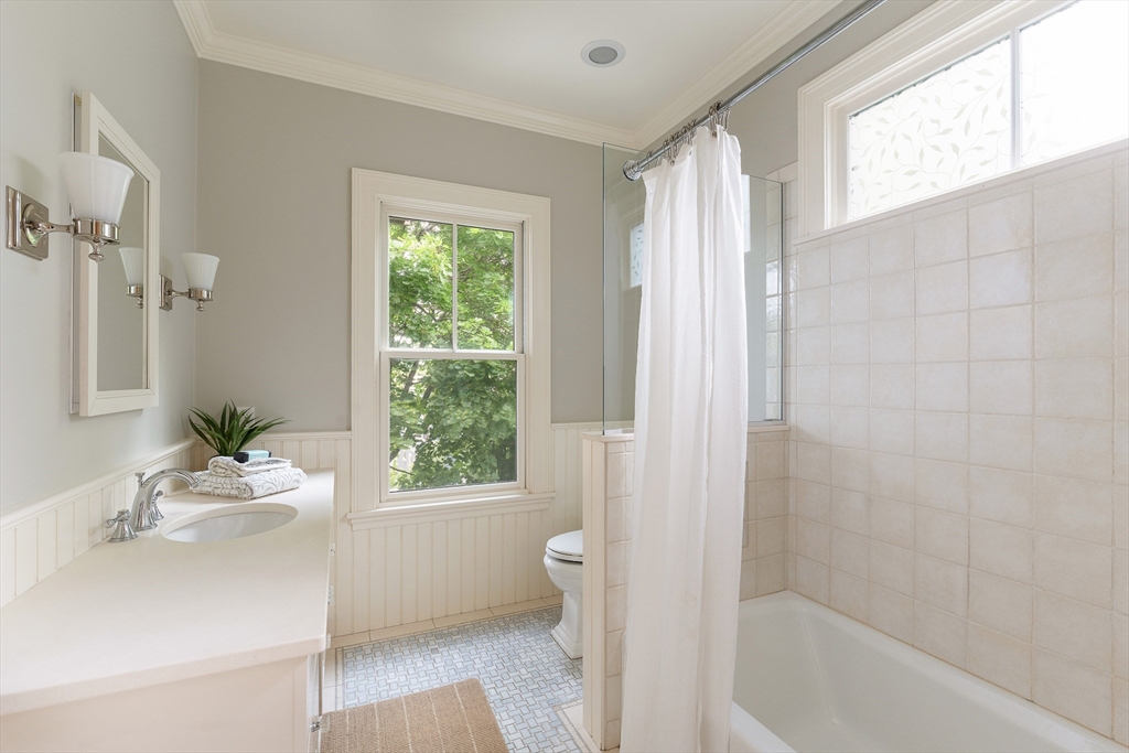 85 Upland Road Cambridge, MA 02140 - Photo 22 of 42