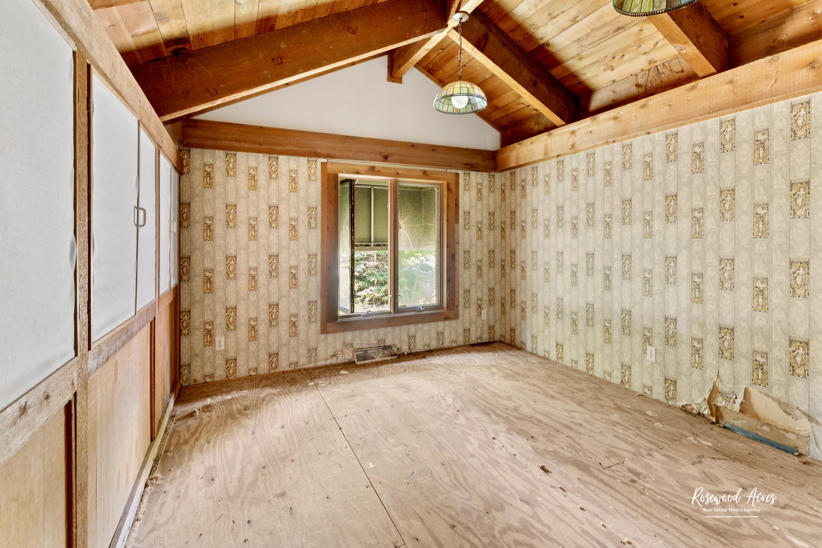 2351 River Road Kankakee, IL 60901 - Photo 93 of 122 a view of an empty room with a window and wooden floor