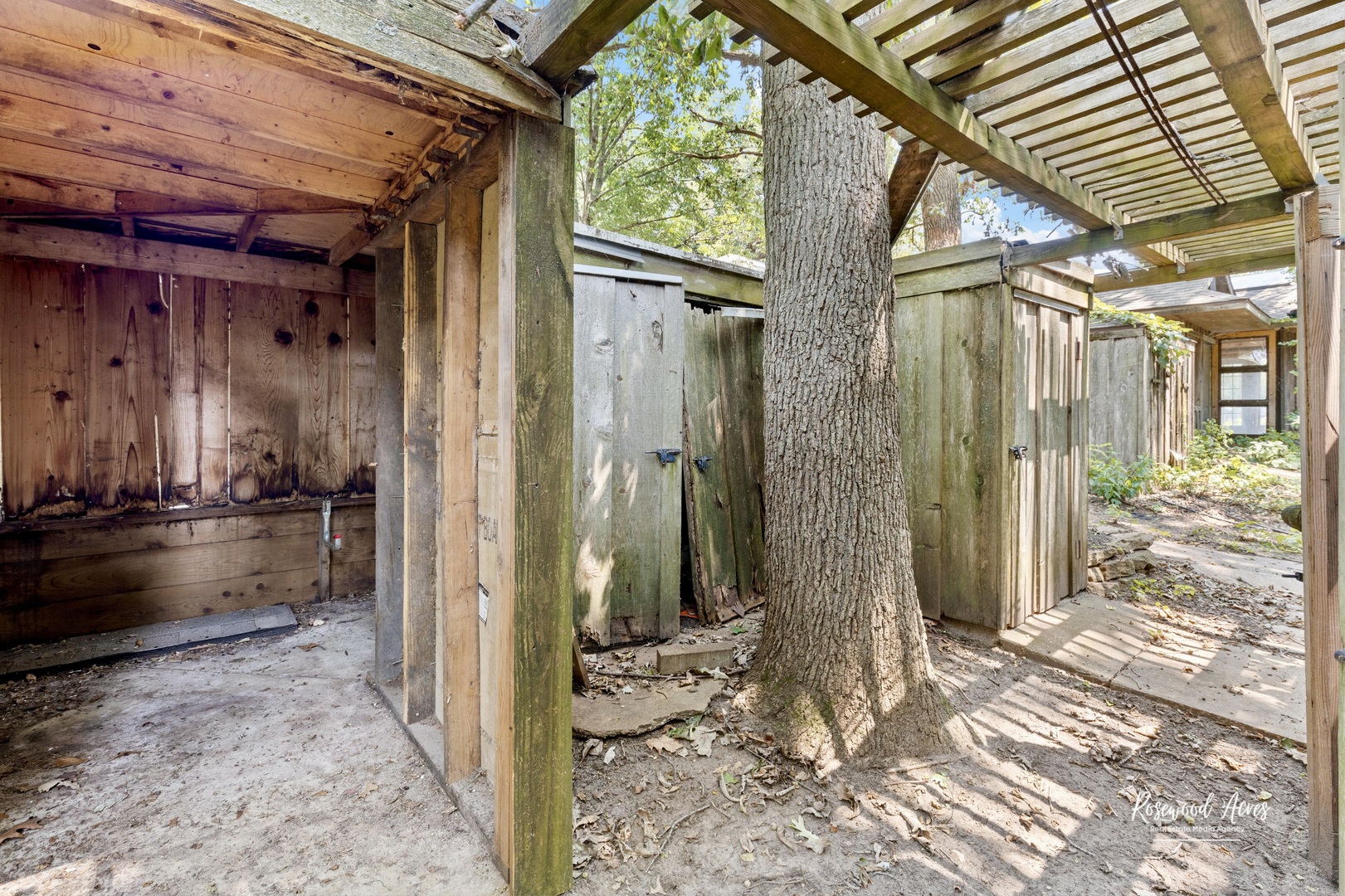 2351 River Road Kankakee, IL 60901 - Photo 10 of 122 a view of a bathroom