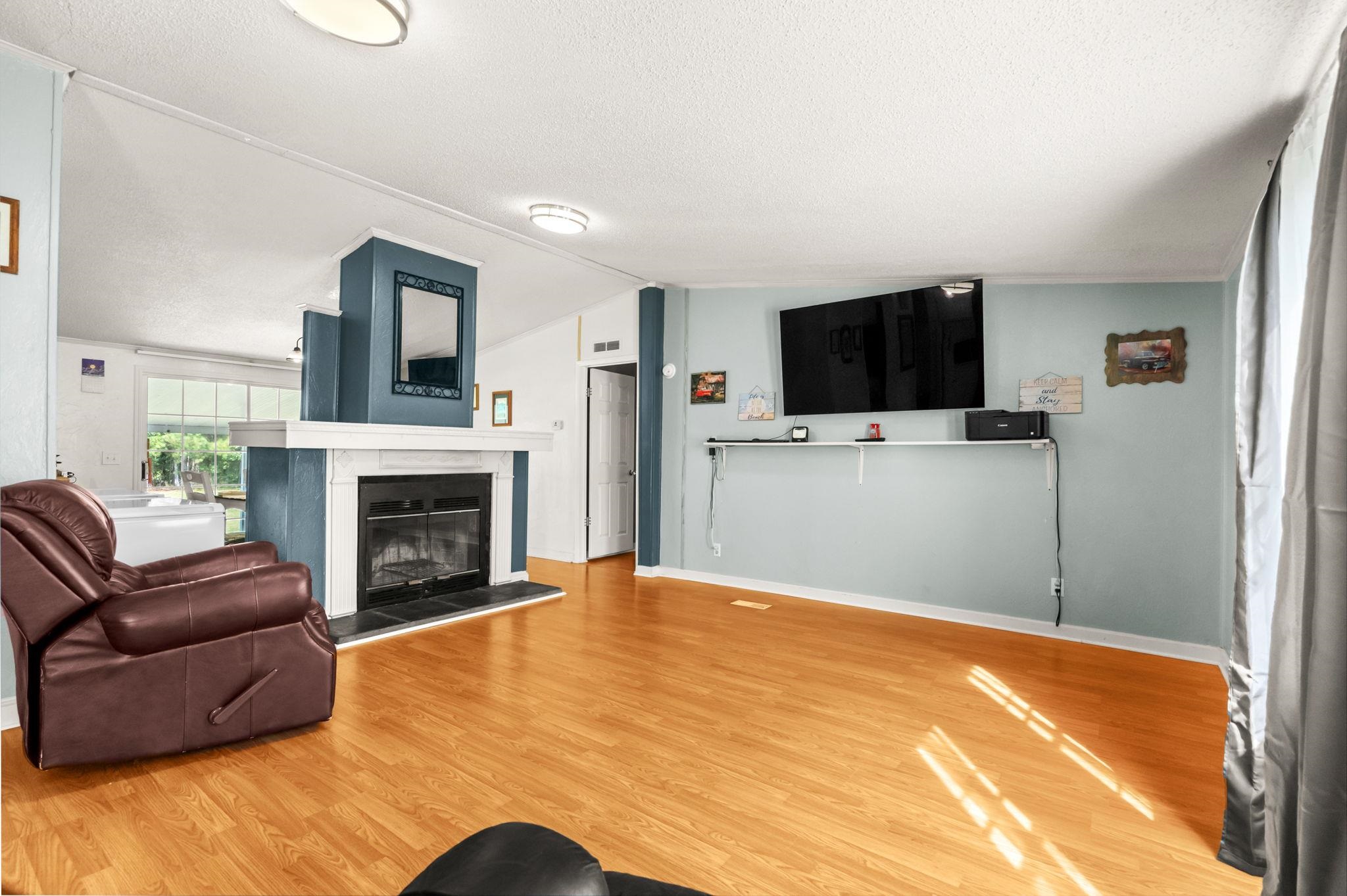 2060 Martin Street Loris, SC 29569 - Photo 3 of 29 Gallery Image 3