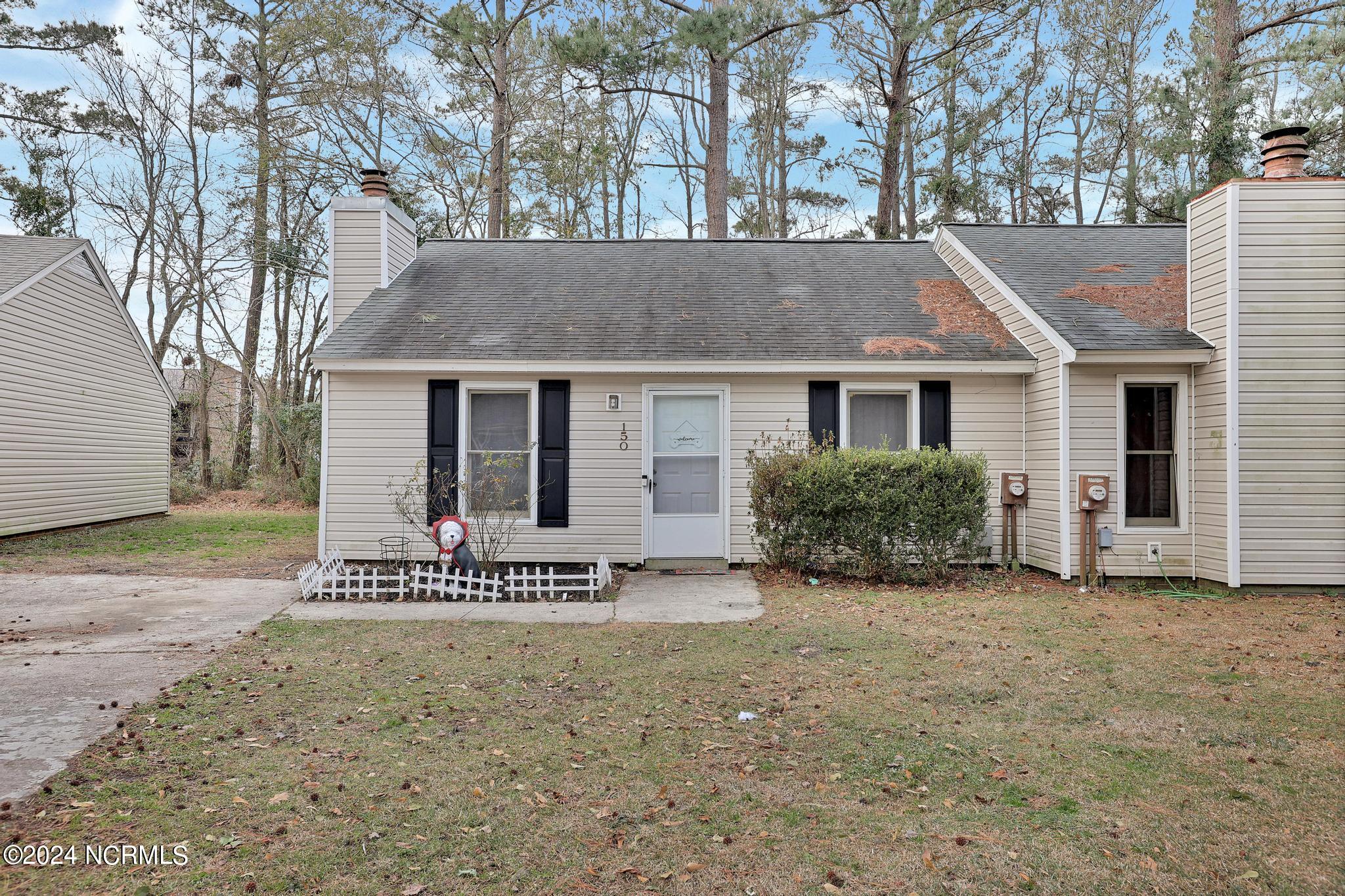 150 Corey Circle Jacksonville, NC 28546 - Photo 2 of 11 Front