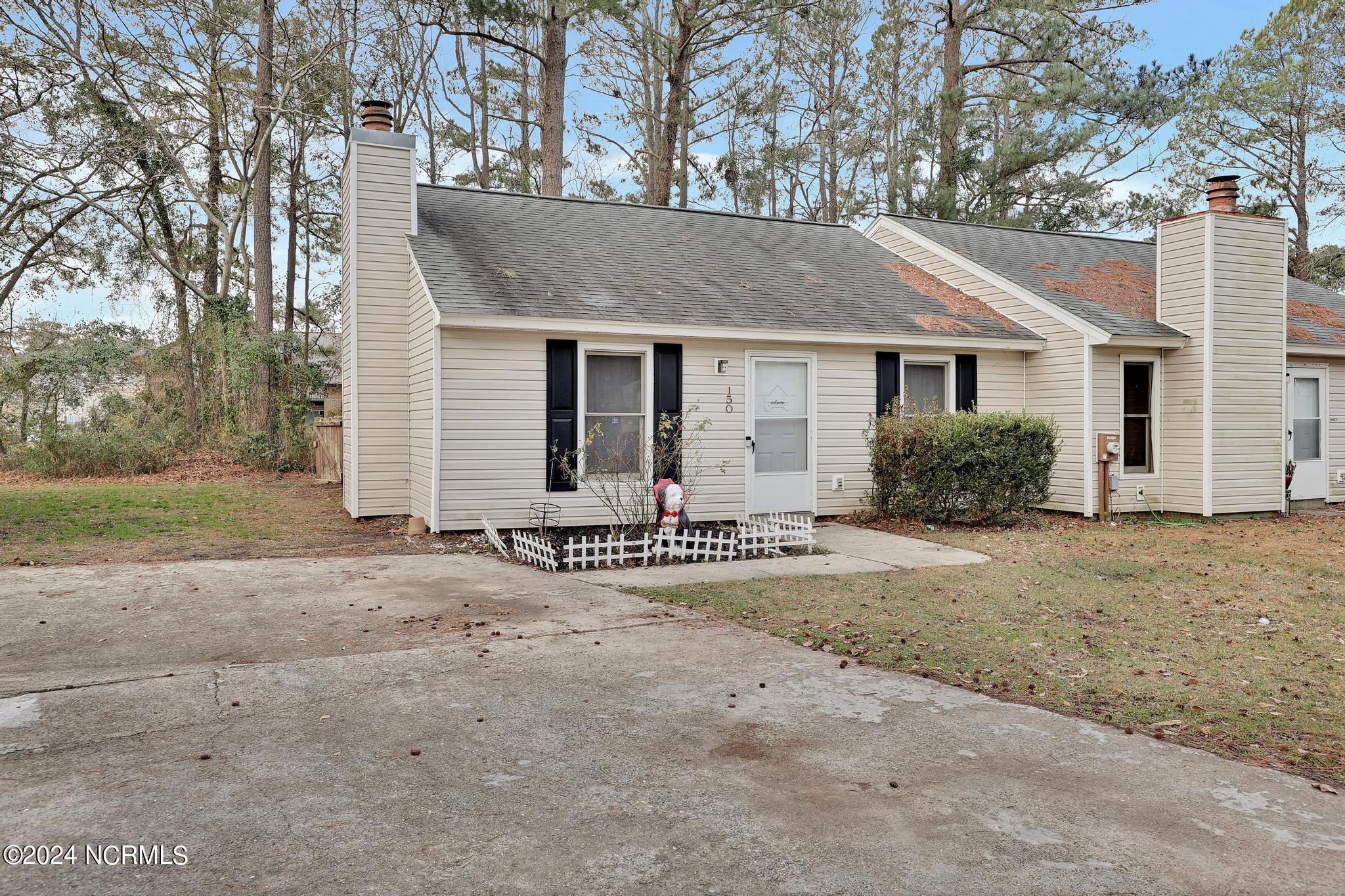 150 Corey Circle Jacksonville, NC 28546 - Photo 3 of 11 IMG_5197