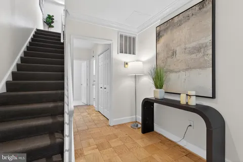 $925,000 | 3297 Sutton Place Northwest, Unit C, Washington, DC 20016