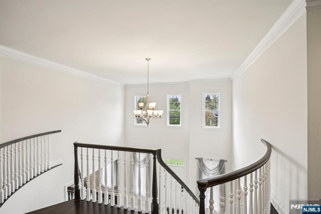 281 Crescent Avenue Ramsey, NJ 07430 - Photo 29 of 47