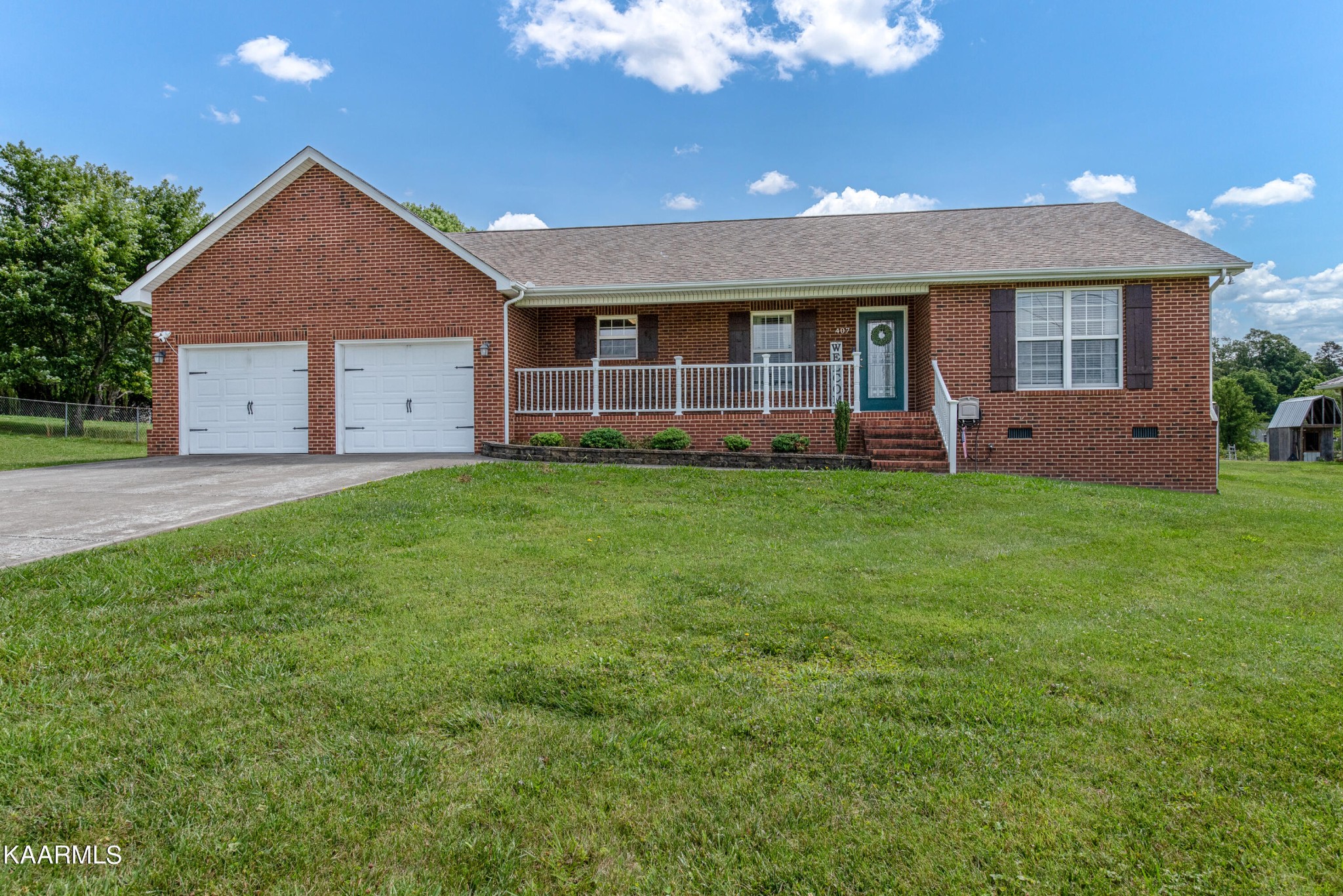 407 Temple Road Maryville, TN 37804 - Photo 1 of 36 Gallery Image 1