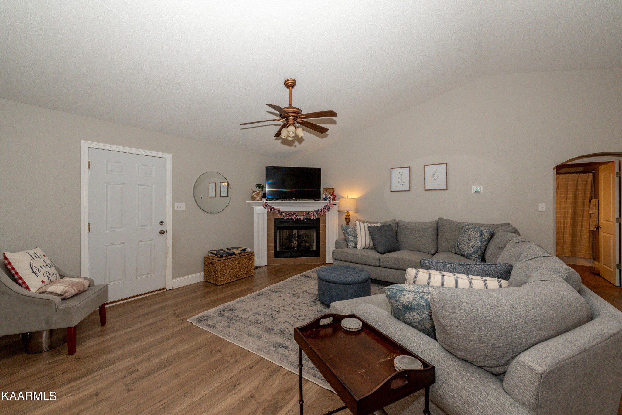 407 Temple Road Maryville, TN 37804 - Photo 11 of 36 Gallery Image 11