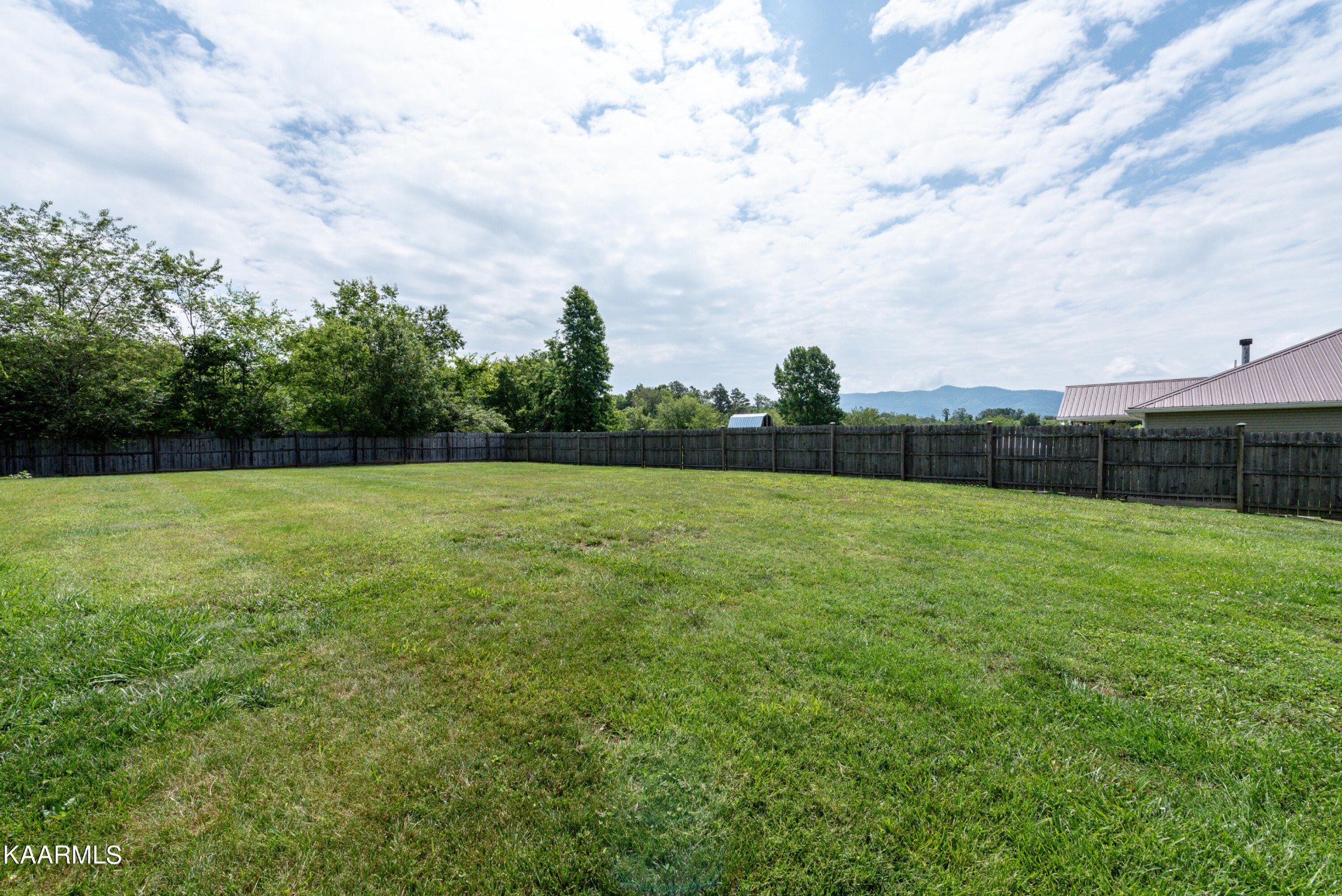 407 Temple Road Maryville, TN 37804 - Photo 7 of 36 Gallery Image 7