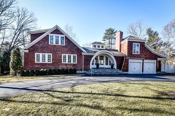 424 Glen Road Weston, MA 02493 - Photo 1 of 28