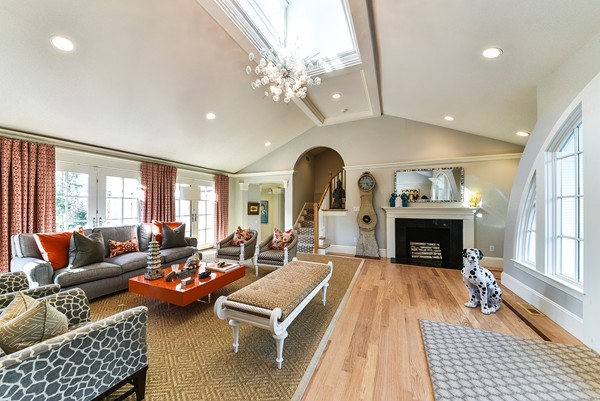 424 Glen Road Weston, MA 02493 - Photo 3 of 28