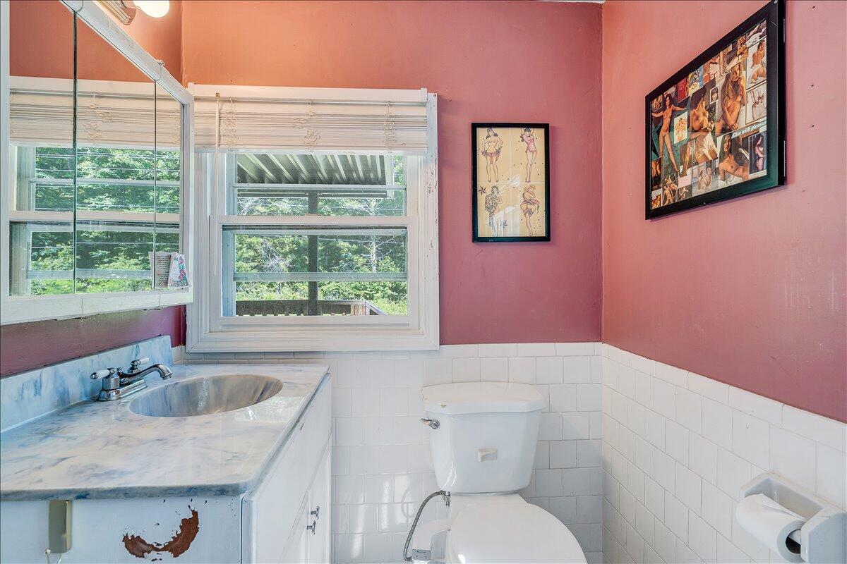 5774 Bradshaw Road Salem, VA 24153 - Photo 17 of 33 19-MIB01320