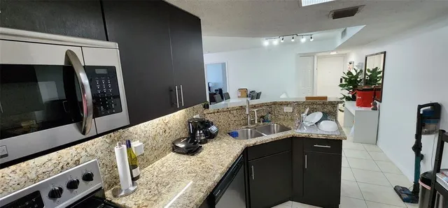 $2,750 | 5005 Wiles Road, Unit 106, Coconut Creek, FL 33073