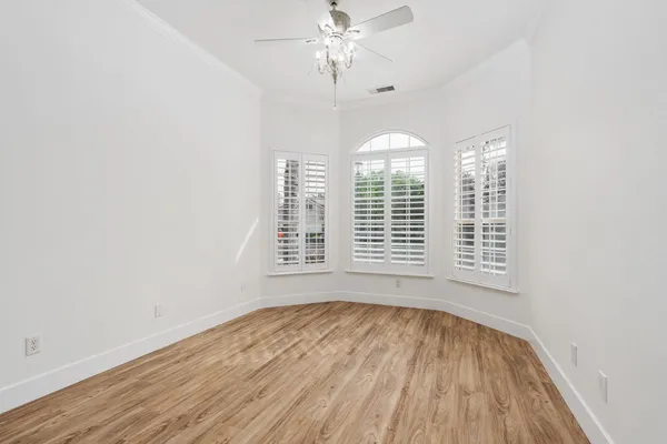 $929,000 | 635 West Quincy Avenue, Clovis, CA 93619