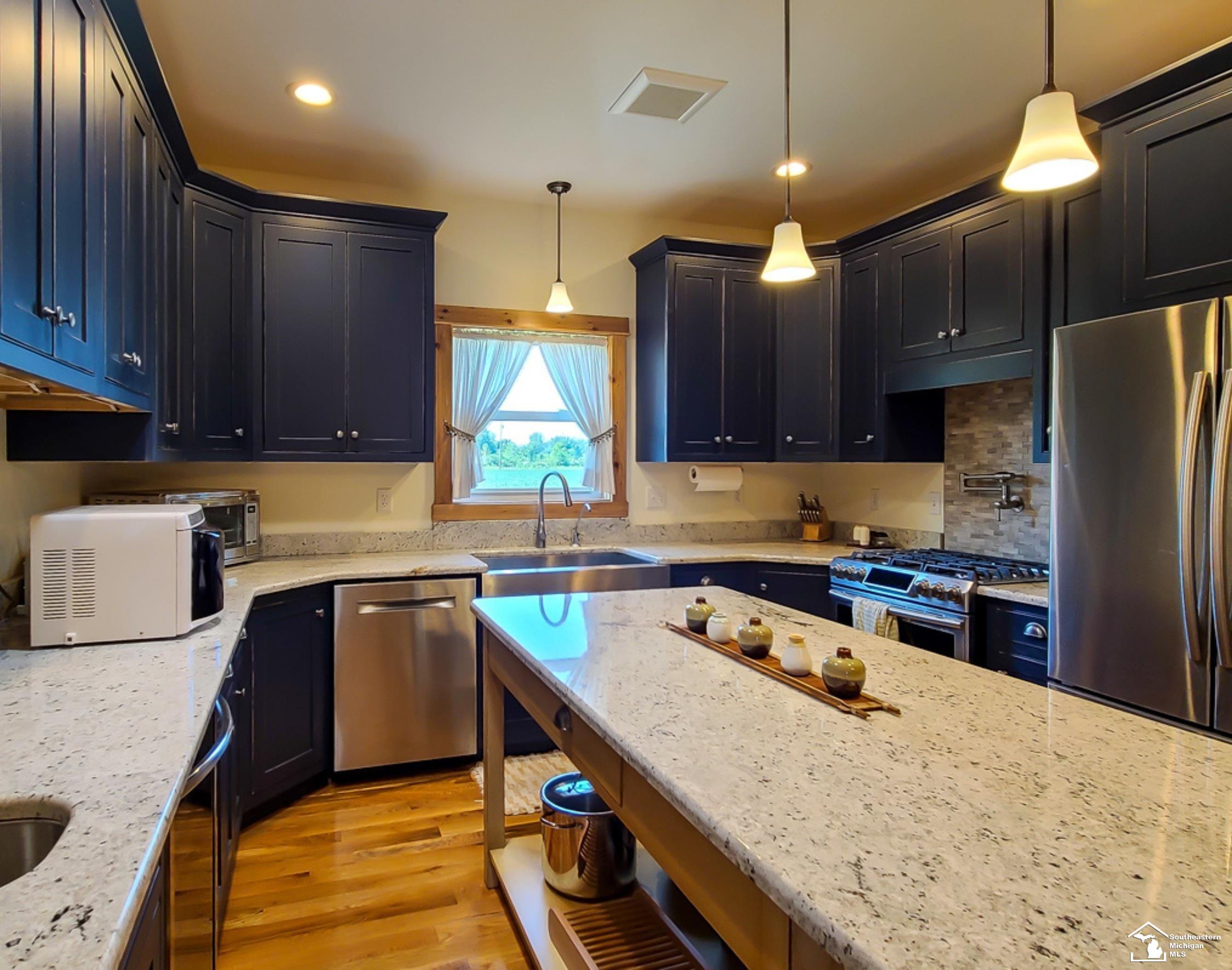 1827 Newport Road Newport, MI 48166 - Photo 13 of 45