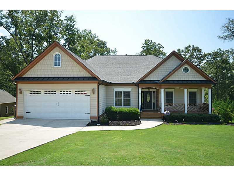 Exterior Front. Be Sure To Click The "VT" For The "Really Big Show"!