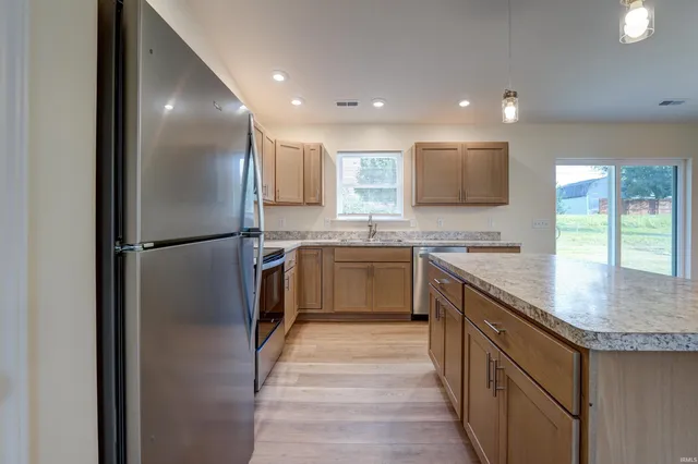 $249,900 | 1013 Caroline Avenue, Union City, IN 47390