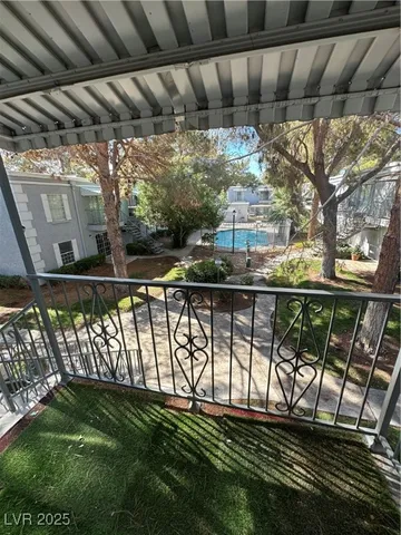 $995 | 3823 South Maryland Parkway, Unit B10, Las Vegas, NV 89119