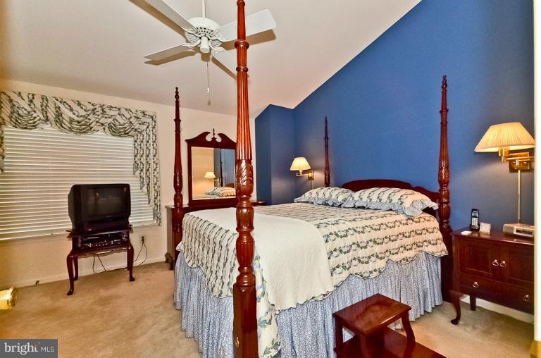 6813 Mayfair Road Laurel, MD 20707 - Photo 25 of 30 Bedroom (Master)