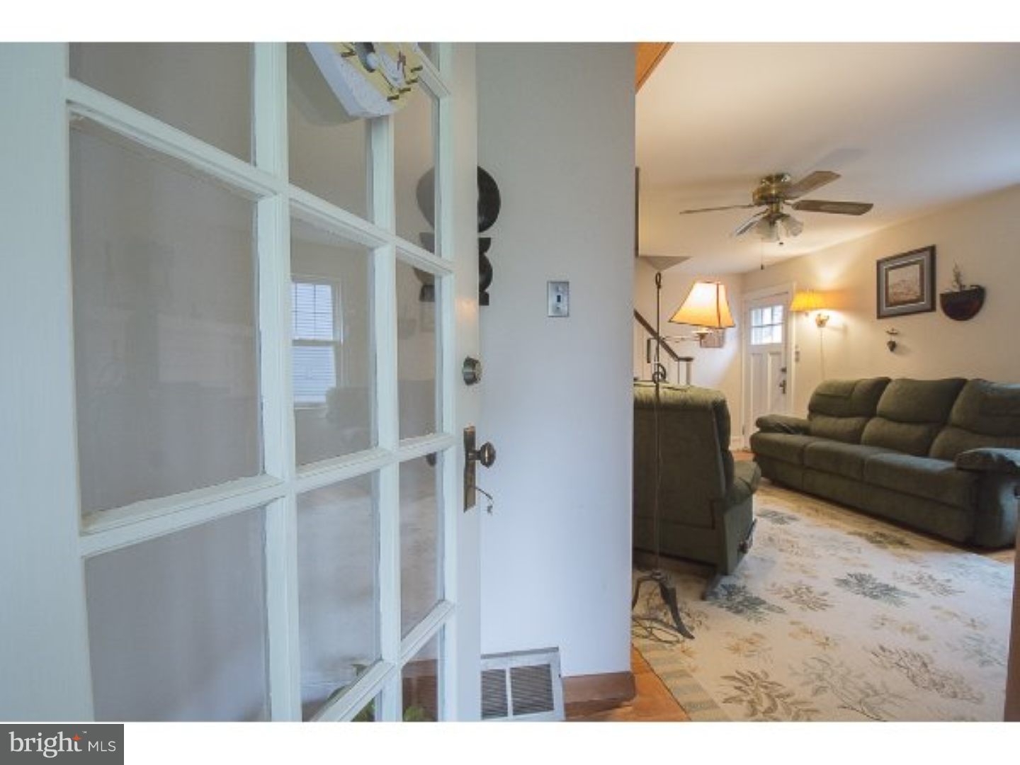 213 Lenni Road Media, PA 19063 - Photo 8 of 25 Living Room