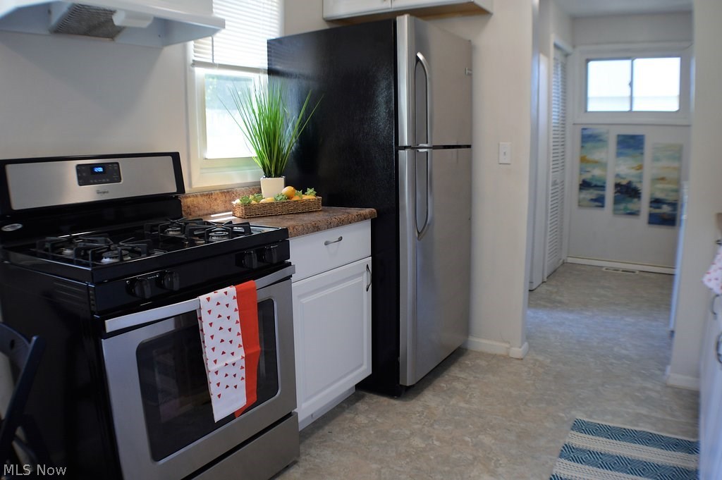 27811 Knickerbocker Road Bay Village, OH 44140 - Photo 7 of 27 Gallery Image 7