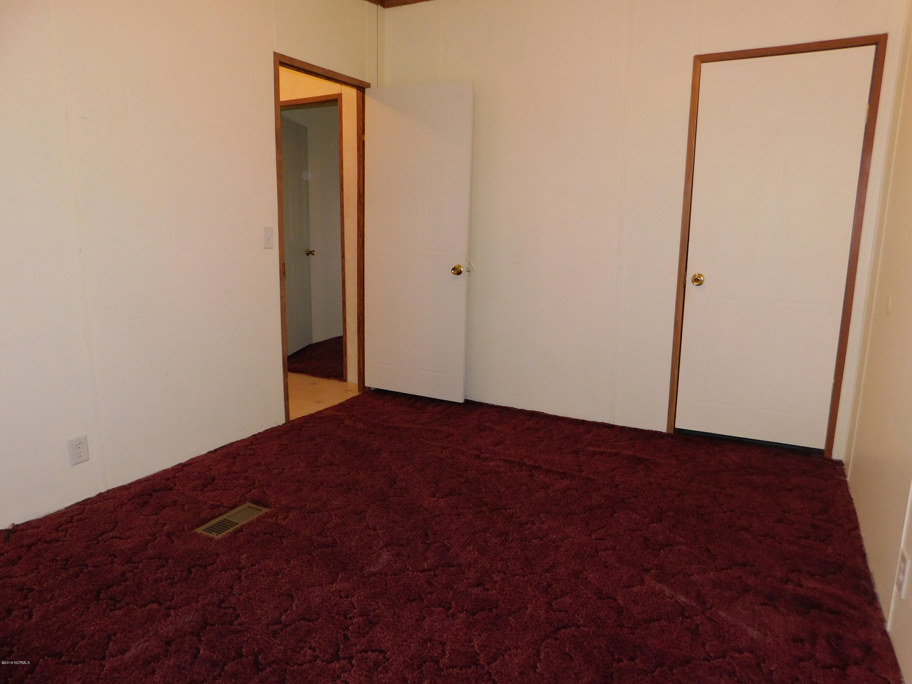 9241 Gibson Road Gibson, NC 28343 - Photo 8 of 22 DSCN1439