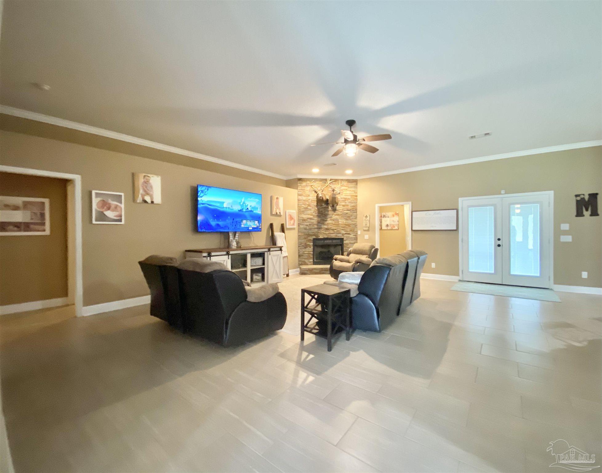2640 Wallace Lake Road Pace, FL 32571 - Photo 20 of 50