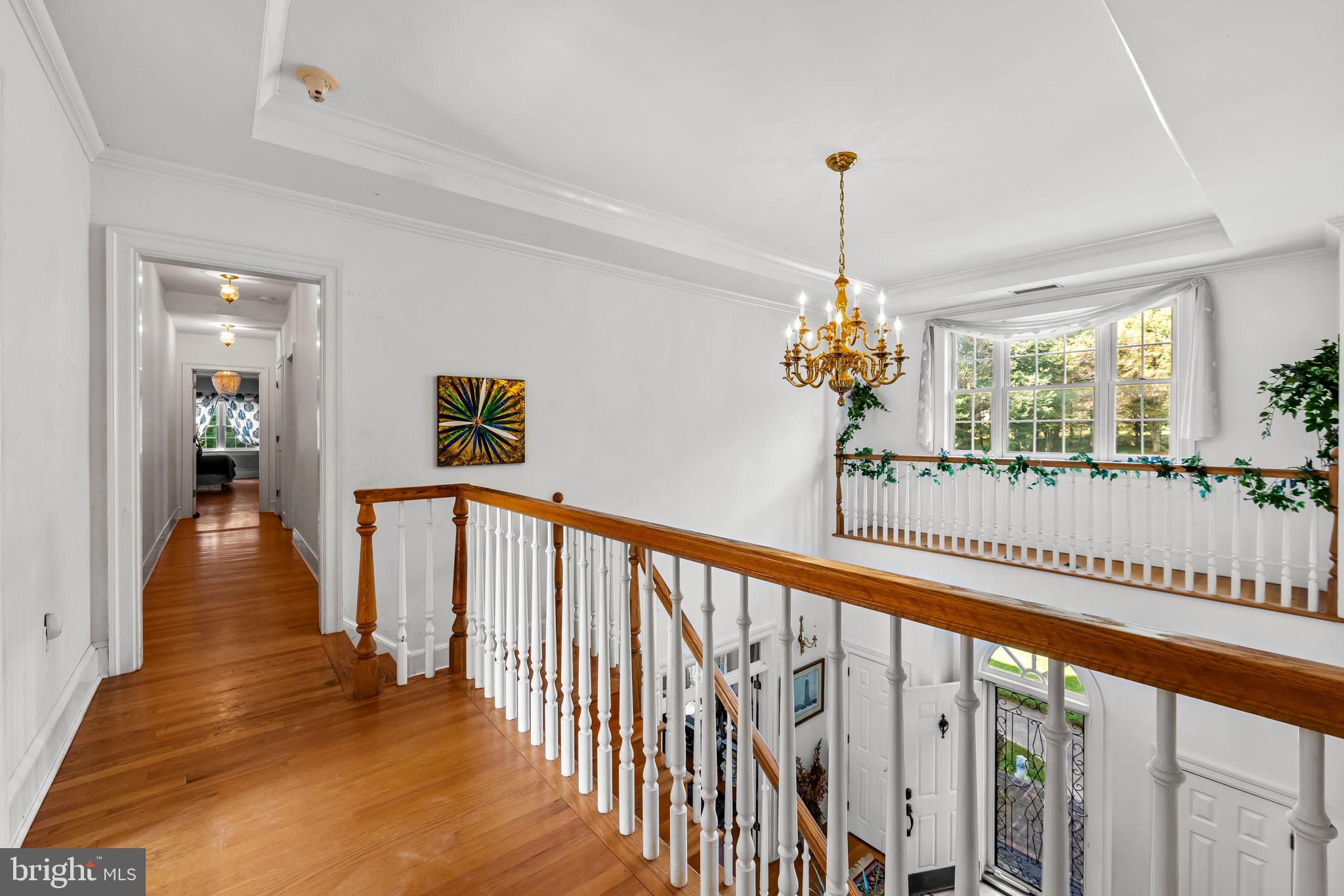 660 Greenbridge Road Brookeville, MD 20833 - Photo 27 of 56 Outside the primary suite overlooking the foyer