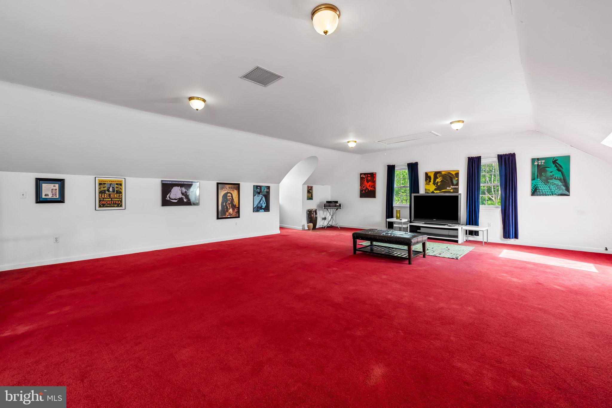 660 Greenbridge Road Brookeville, MD 20833 - Photo 29 of 56 a view of livingroom with furniture and floor to ceiling window