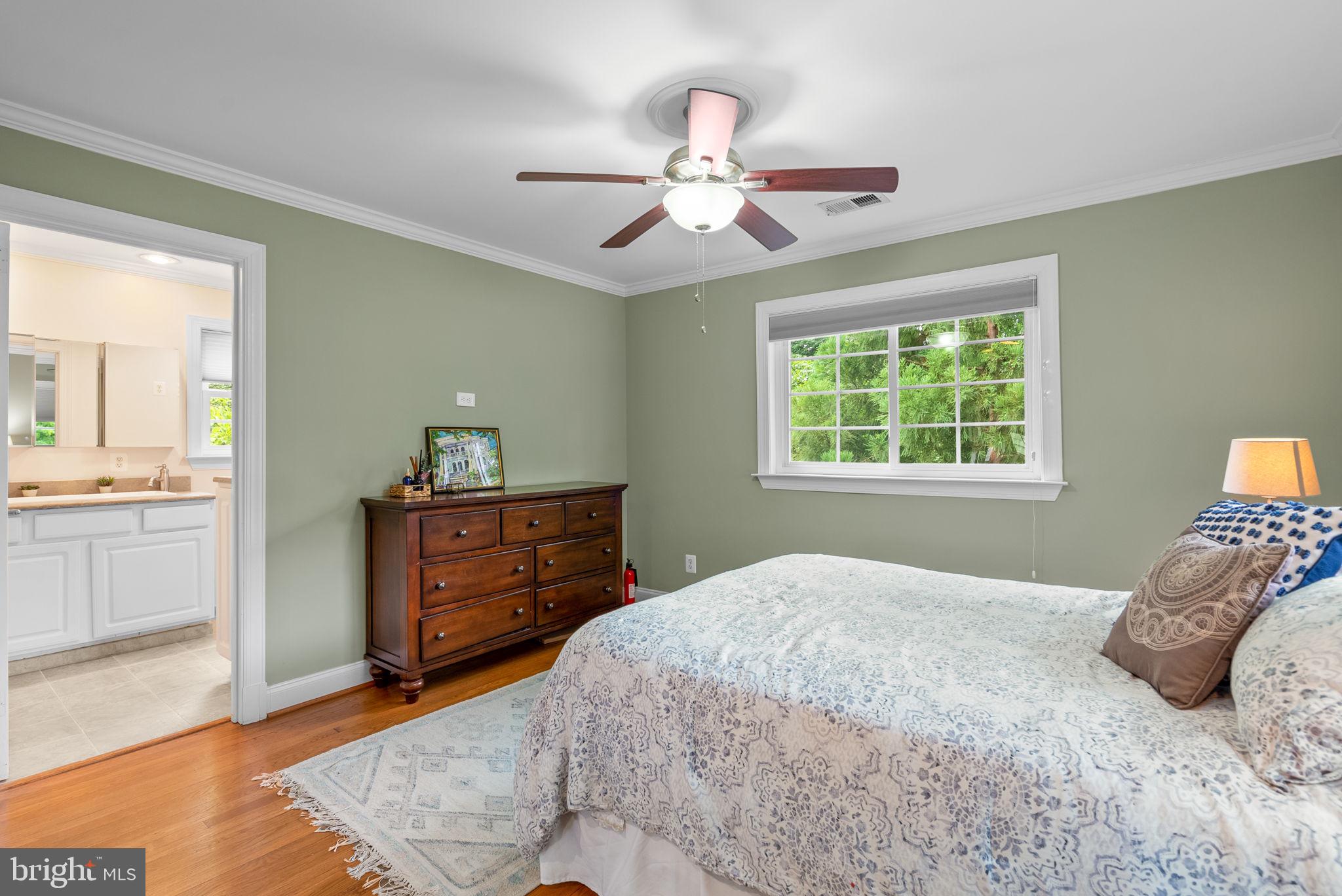8208 Cedar Street Silver Spring, MD 20910 - Photo 15 of 41 Gallery Image 15